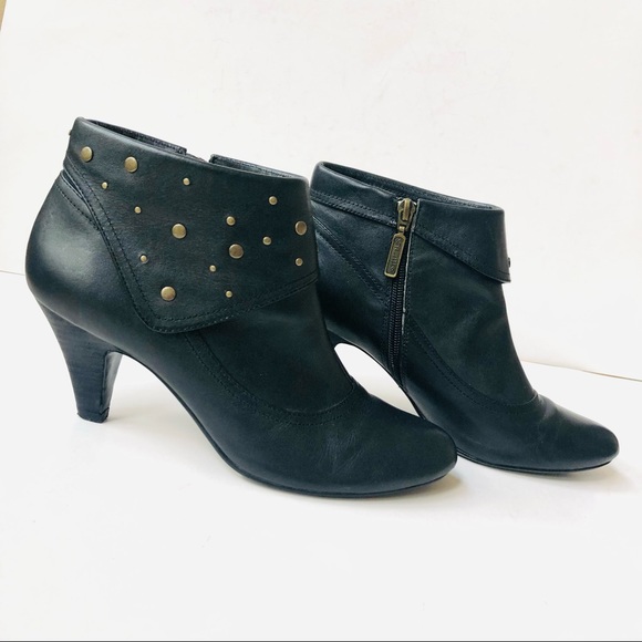 Seychelles Black Smooth Leather Ankle Bootie Sz-8 - Picture 10 of 10